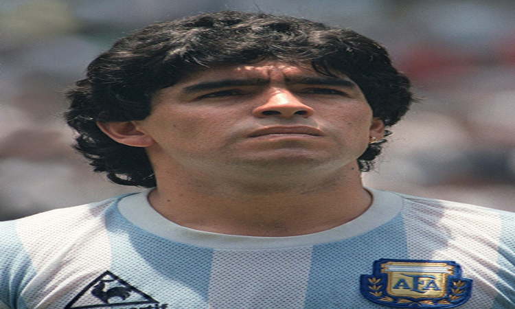 Colón y Unión se manifestaron por la muerte de Maradona