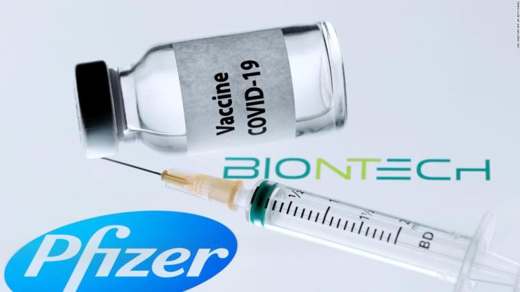Pfizer pidió autorización a la ANMAT para usar su vacuna