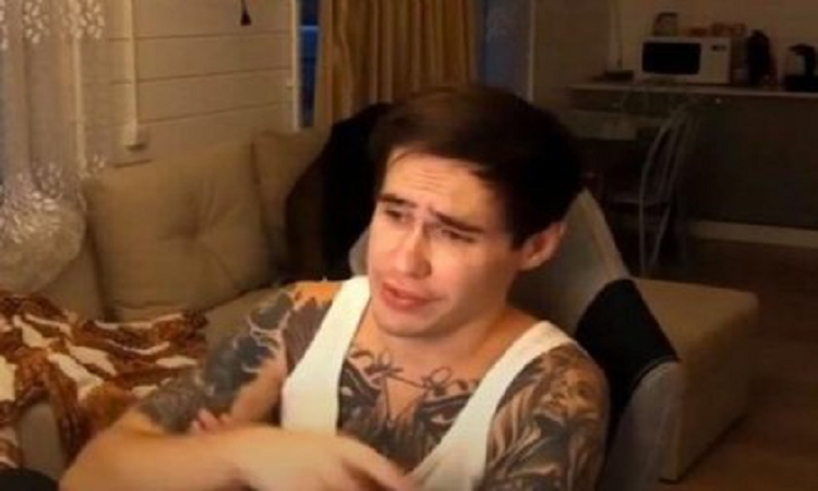 Arrestaron al youtuber que dejó morir a su novia en una transmisión en vivo