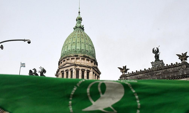 La sesión por la legalización del aborto será presencial