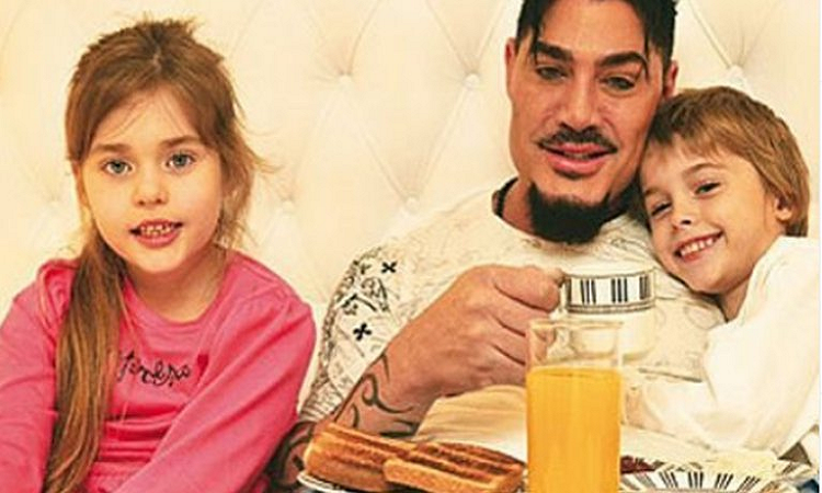 Ricardo Fort tendrá su serie