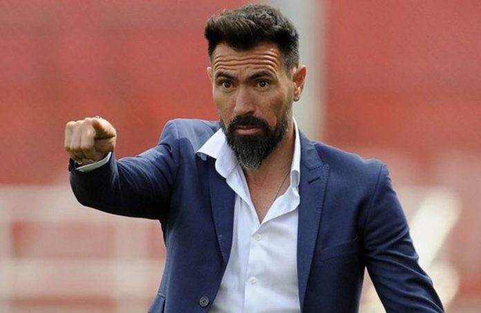 Eduardo Domínguez habló tras la derrota de Colón