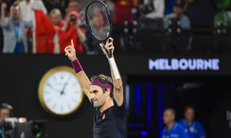 Federer se entrena para regresar en el Australian Open