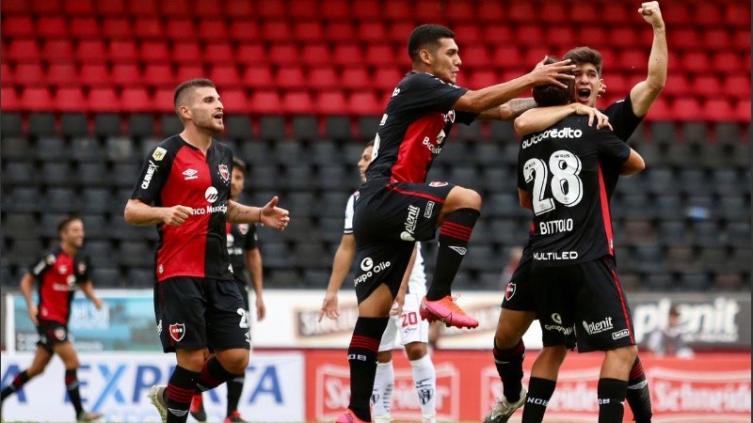 Newell's derrotó 3 a 1 a Central Córdoba en Rosario
