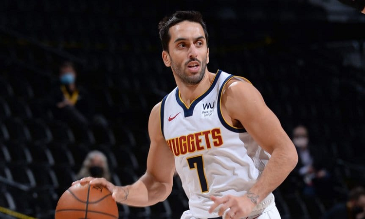 Campazzo jugó unos poco minutos en la primera victoria de Denver