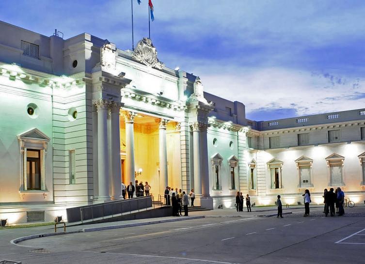 Se aprobó la Ley Tributaria y la adhesión al Consenso Fiscal 2020