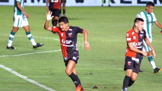 Colón recibe a Talleres en el Centeneario