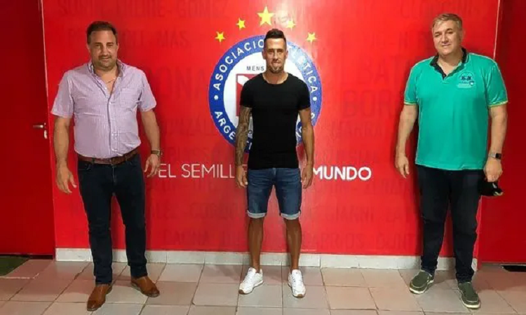 Unión: Javier Cabrera se fue a jugar a Argentinos Juniors