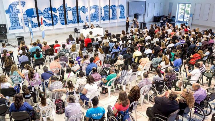 El Gobierno convocó a intendentes