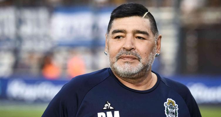 Maradona: enfermeros no sabían que era paciente cardíaco ni tenían elementos para reanimación