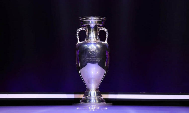 Israel se postula para recibir al Eurocopa y la Champions League