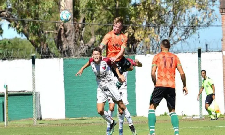 En Reserva, Colón y Banfield, no se sacaron ventaja