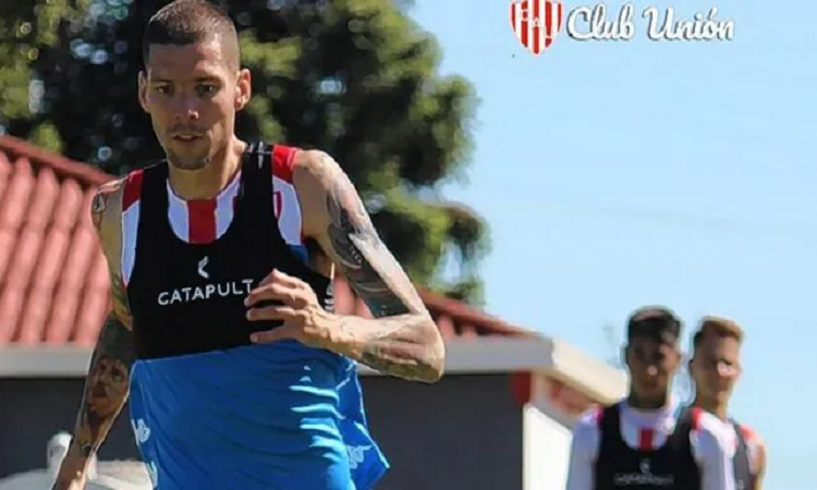 El chileno Nicolás Peñailillo ya está habilitado en Unión