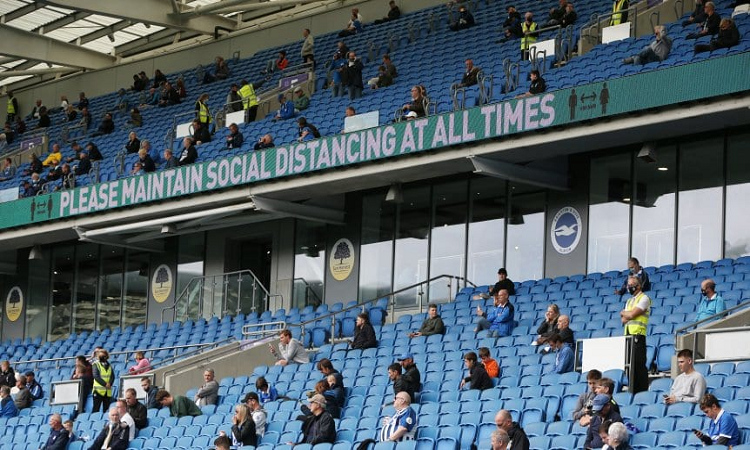 Premier League: en mayo volverá el público a los estadios