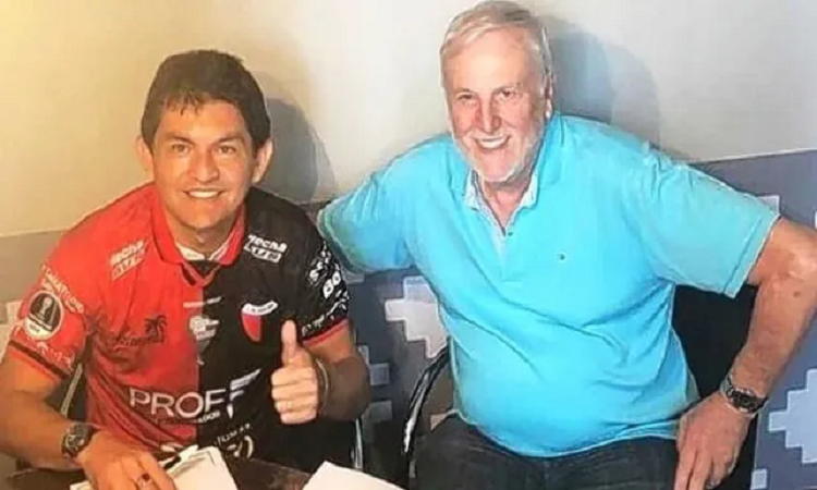Vignatti se salió con la suya y Colón disfruta al Pulga