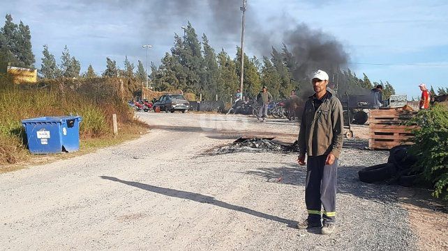 Continúan las protestas frente al relleno sanitario