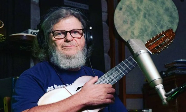 Los Grammy: Gustavo Santaolalla abrirá los premios
