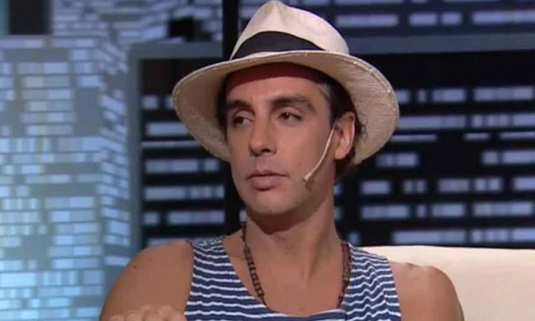 Juan Ponce de León publicó que se vacunó y lo fulminaron en la red