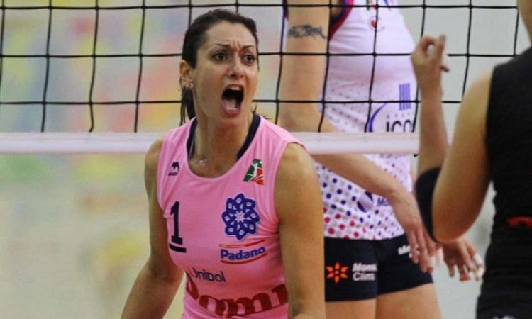 Italia: un club de vóley demandó a una jugadora por quedarse embarazada