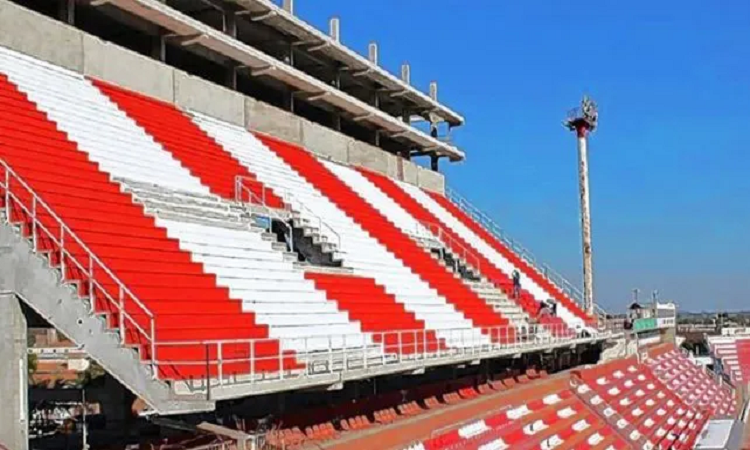 Los plazos para finalizar la tribuna de Unión