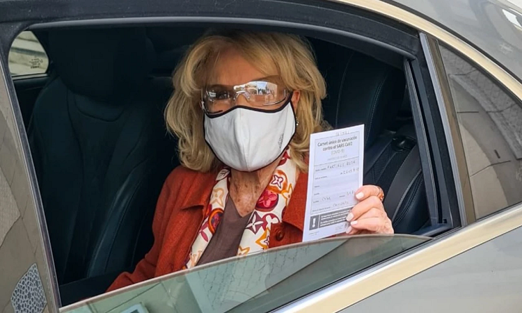 Mirtha Legrand fue vacunada contra el coronavirus