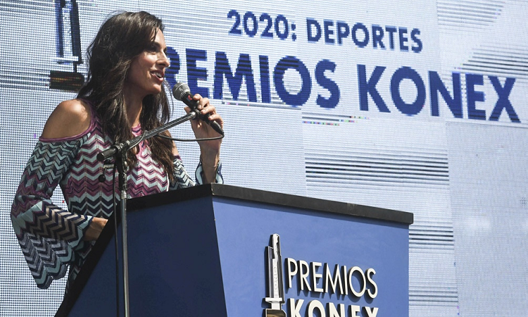 Sabatini desea conocer a Messi y extraña a Maradona