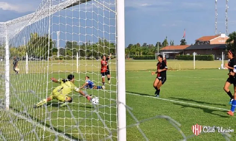 En el Clásico del Fútbol Femenino de Santa Fe, Unión gritó victoria