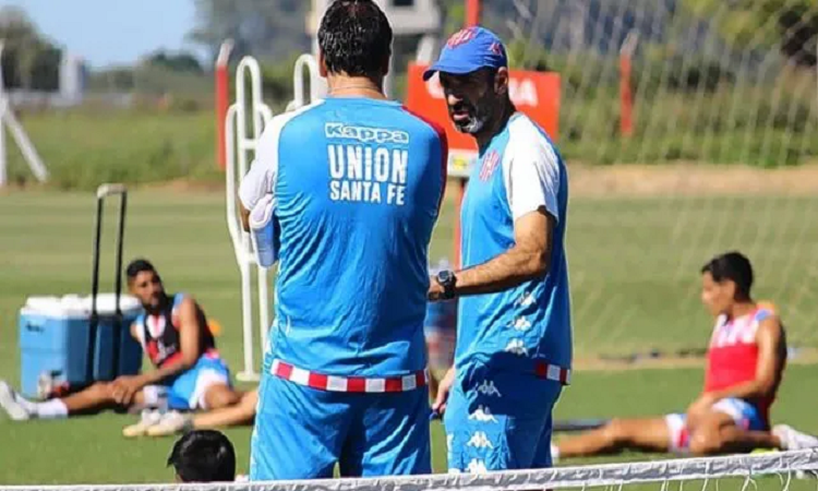 Los problemas de Azconzábal para enfrentar a Newell's