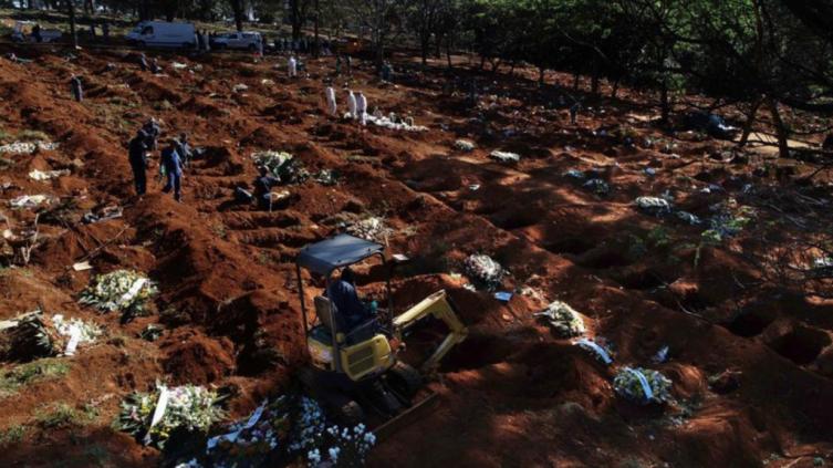 Brasil superó por primera vez los 3.000 muertos diarios