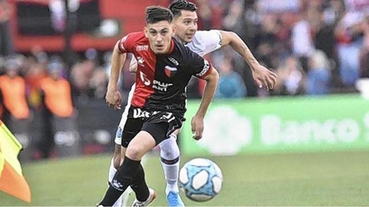Colón hará otro intento para renovar contrato con Escobar