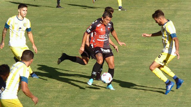 La lista de convocados de Domínguez para enfrentar a Platense