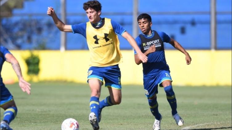 El Kily ensayó con un juvenil en el medicampo y no tendrá a Martínez Dupuy