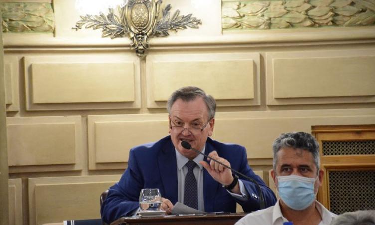 Solicitan una vacunación uniforme en todo el territorio provincial 