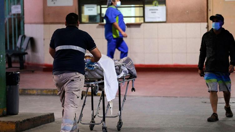 India cada vez más complicada mientras en Europa relaja restricciones