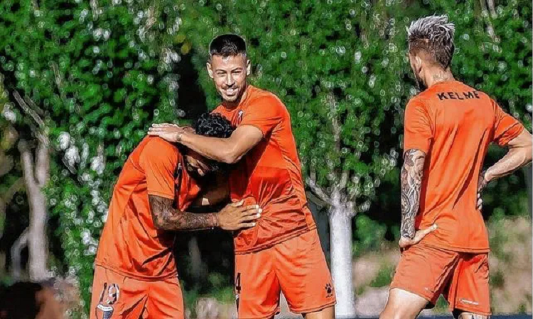 Colón sufrió 15 bajas en 10 fechas