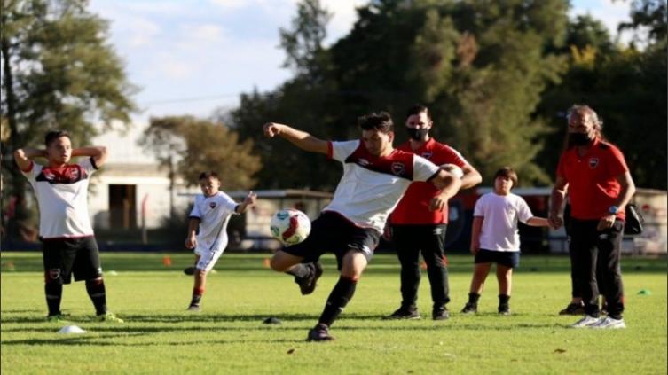 Newell's comenzó a entrenar con la escuela de fútbol inclusivo