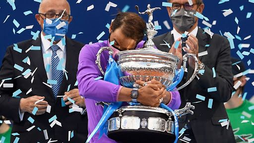Nadal venció a Tsitsipas y logró el duodécimo título en Barcelona