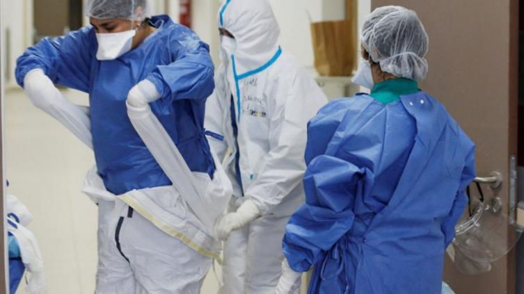 AMRA pide más restricciones y alerta por la saturación del sistema sanitario