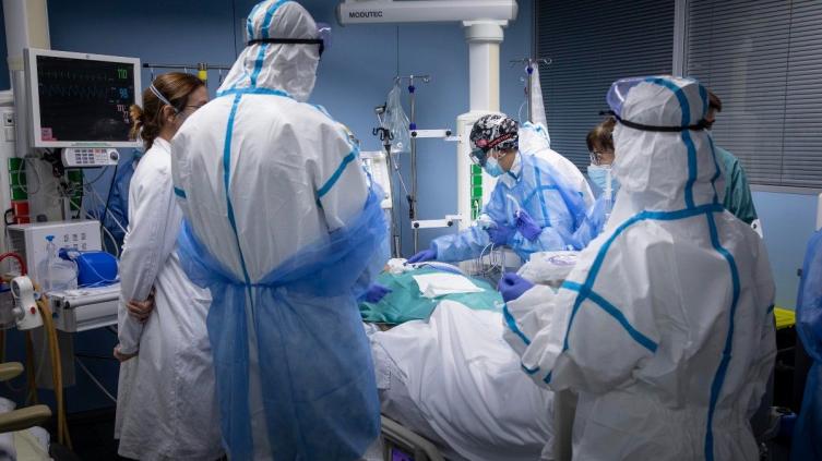 806 nuevos casos de coronavirus en la provincia