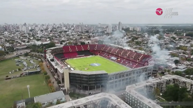 Colón: el Ministerio de Seguridad de la provincia investigará a los hinchas por el recibimiento en el clásico