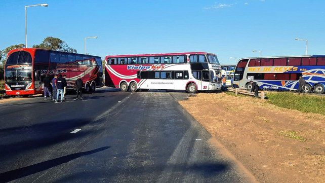 Empresas de turismo continúan con los cortes