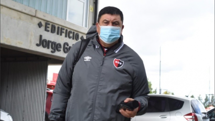 Burgos: “El equipo jugó bien, se lo vio dominador”