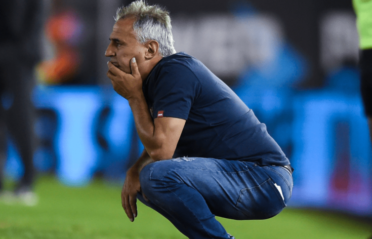 La particular oficialización de Madelón como nuevo DT de Platense