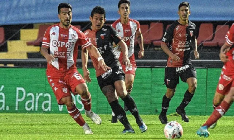 Se conocerá el futuro de Nelson Acevedo  en Unión esta semana