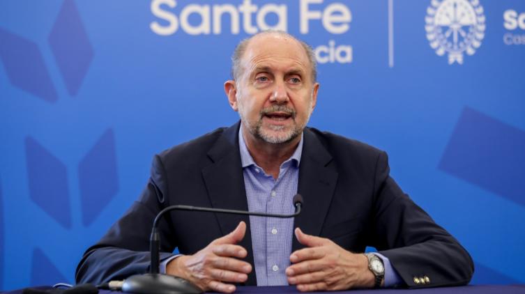 Perotti destacó el operativo de vacunación en la provincia