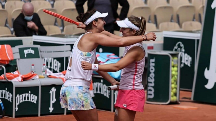 Roland Garros: la rosarina Podoroska, a semifinales en dobles