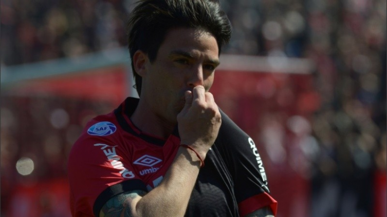 Newell's informó que Formica se va del club