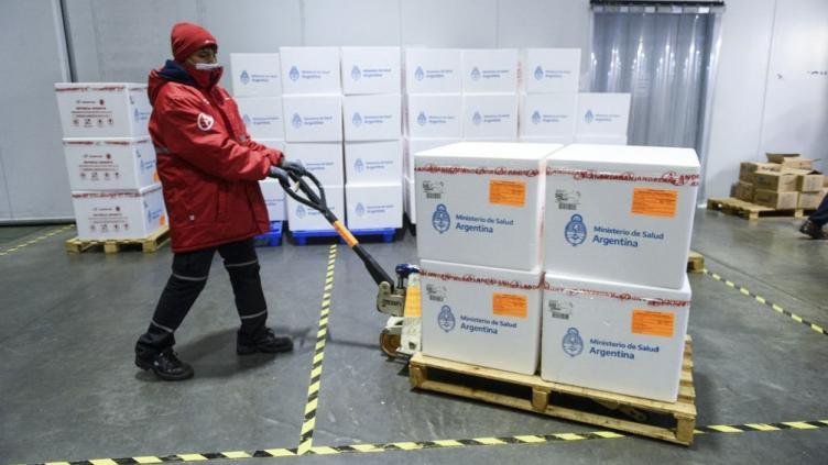 Covid: Llegan hoy más de un millón de vacunas 