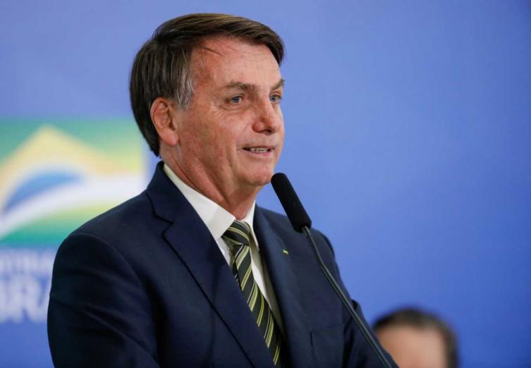 Bolsonaro fue hospitalizado por dolores abdominales