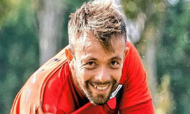 Burián seguirá en Colón